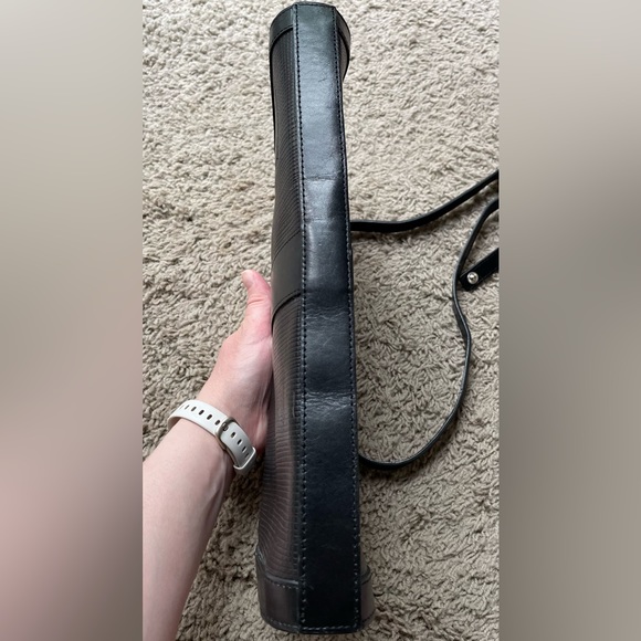 Kenneth Cole Black Leather Clutch - Picture 13 of 13